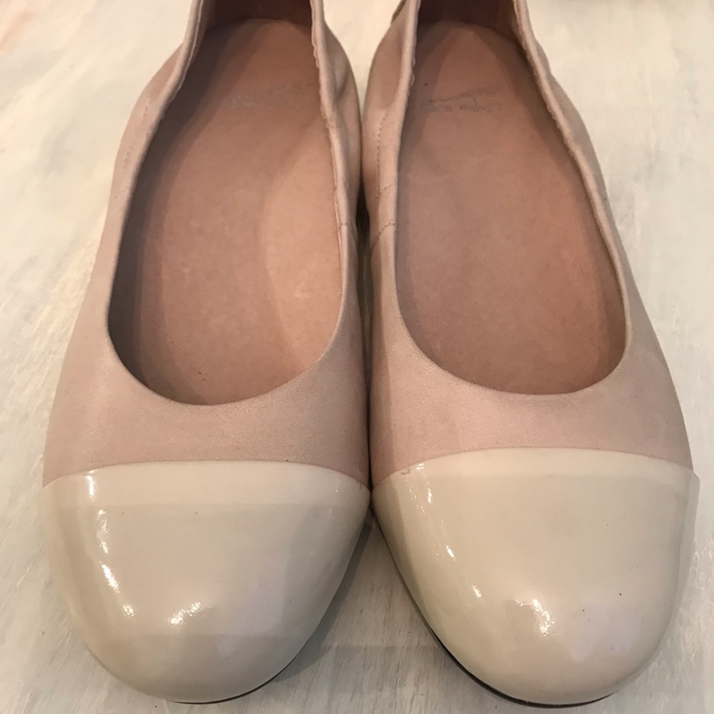 Dansko Lisanne Nude Ballet Flat EUC